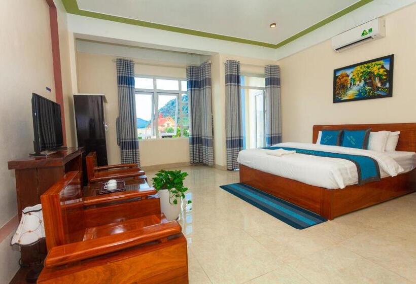 اتاق استاندارد با تخت بزرگ, Song Toan