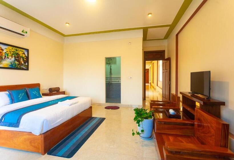 اتاق استاندارد با تخت بزرگ, Song Toan