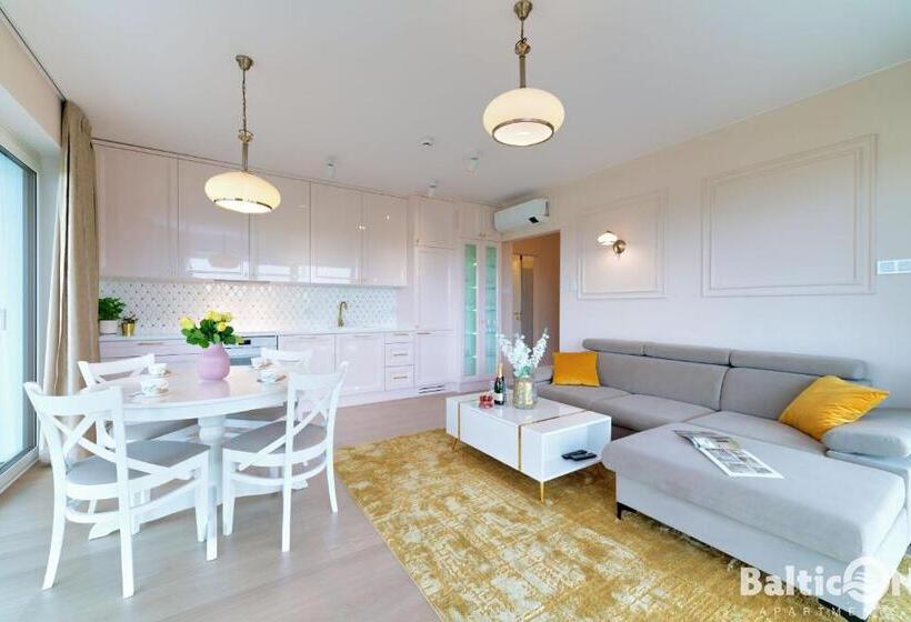 带3个卧室的公寓, Faro Apartamenty Polanki Aqua