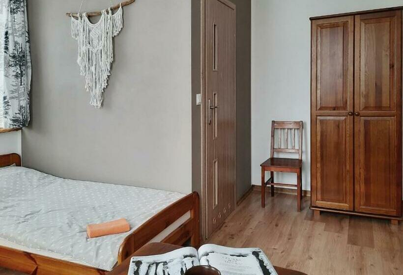 חדר סטנדרט לשלושה, Gospodarstwo Gościnne Księżycówka