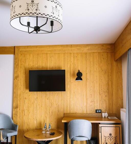 Номер Стандарт с Балконом, Maria & Spa