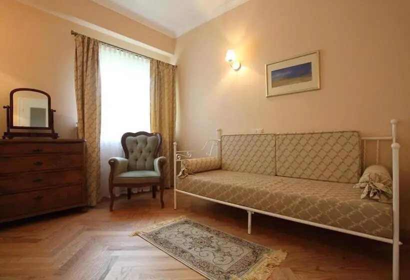 Deluxe-huone King-vuode, Pałac W Dębinie