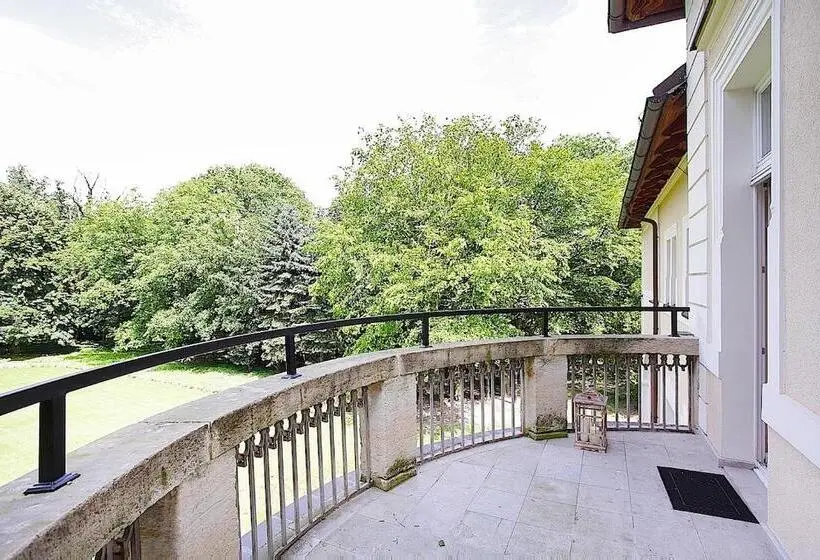 Deluxe-huone Parveke, Pałac W Dębinie