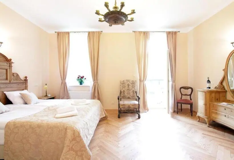 Deluxe-huone Parveke, Pałac W Dębinie