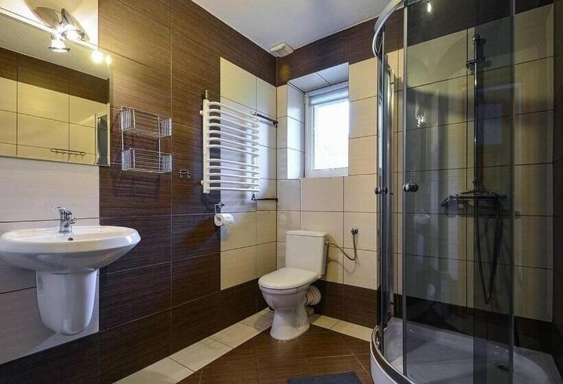 标准三人间, Pokoje Gościnne U Bożenki