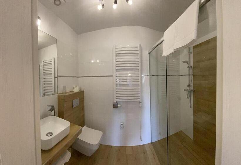 חדר סטנדרט לשלושה, Windmill Resort Agroturystyka