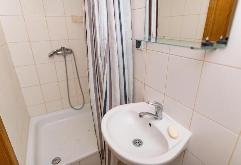 标准三人间, Wypoczynek Na Kaszubach Przy Jeziorach I Lasach