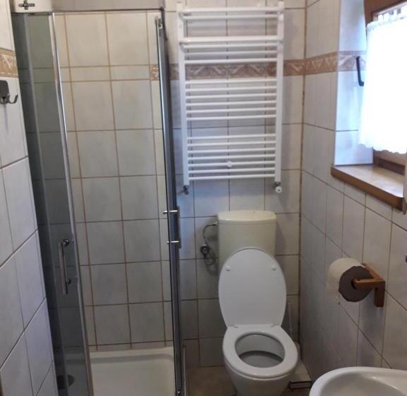 套房, Wypoczynek Na Kaszubach Przy Jeziorach I Lasach