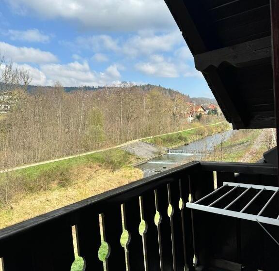 Standard Værelse m. Balkon, Dziki Szynk