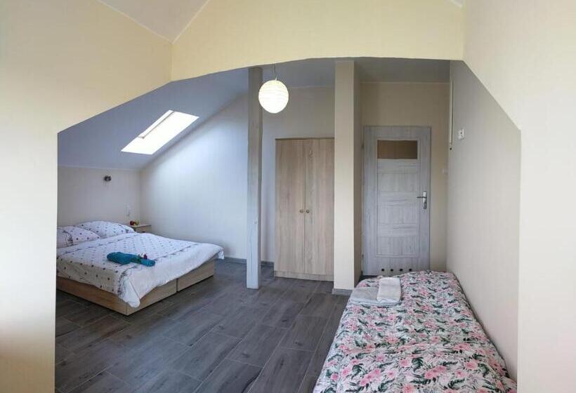 Трехместный Номер Стандарт Вид на Сад, Lawendowy Dworek