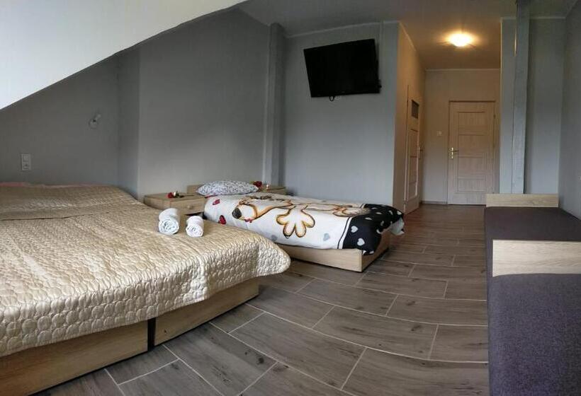 Семейный Номер, Lawendowy Dworek