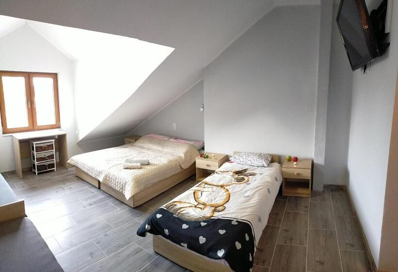 Семейный Номер, Lawendowy Dworek