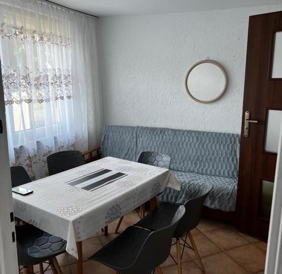 家庭间, Pomerania Pokoje U Oliwii