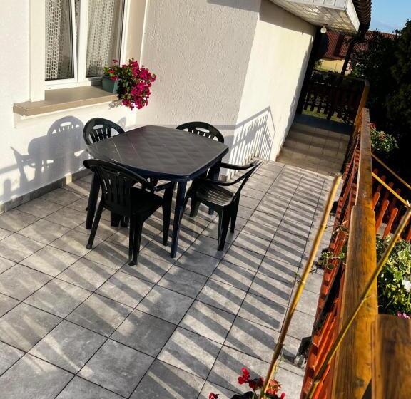 家庭间, Pomerania Pokoje U Oliwii