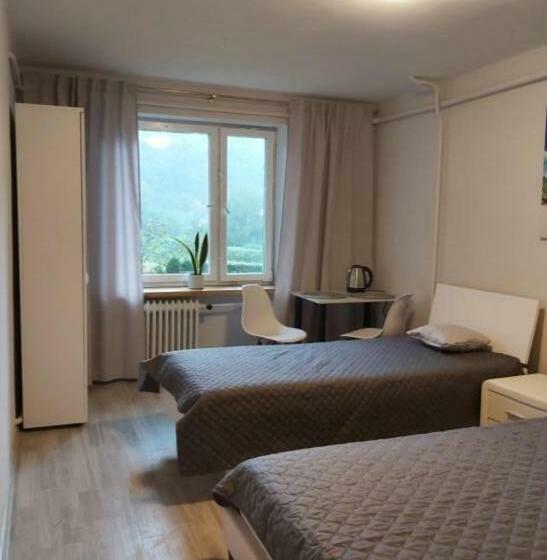 スタンダードトリプルルーム, U Podnóża Kotarza