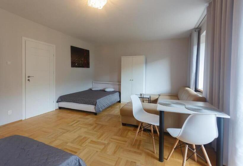 プレミアム４ベッドルーム, U Podnóża Kotarza