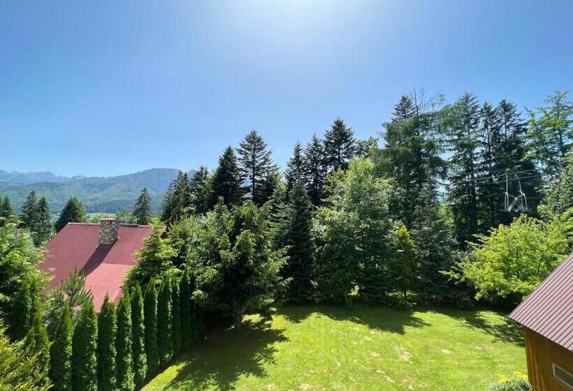 Standard Trippelrum Trädgårdsutsikt, Willa U Moni