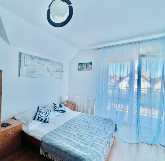 발코니가 있는 4인용 스탠다드 룸, Złote Piaski