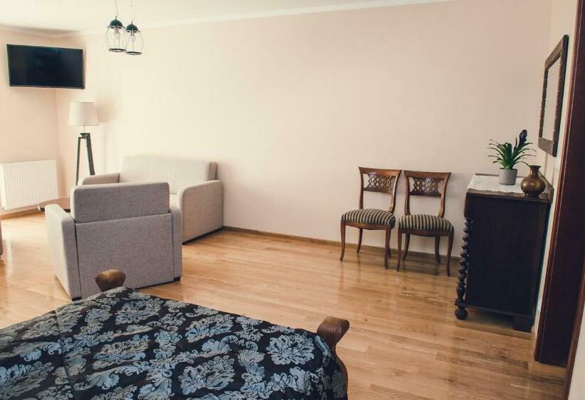 ファミリールーム, Dobranocka