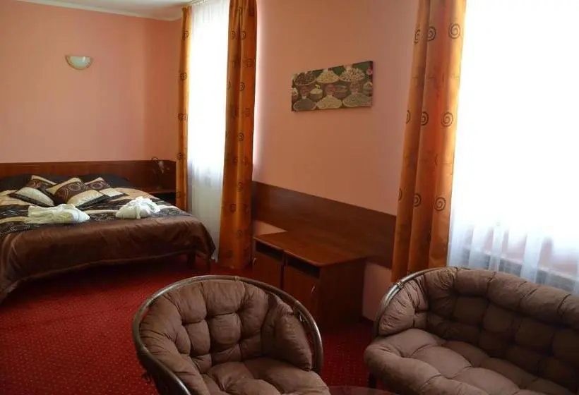 スーペリアールーム, Sala Bankietowa I Pokoje Gościnne