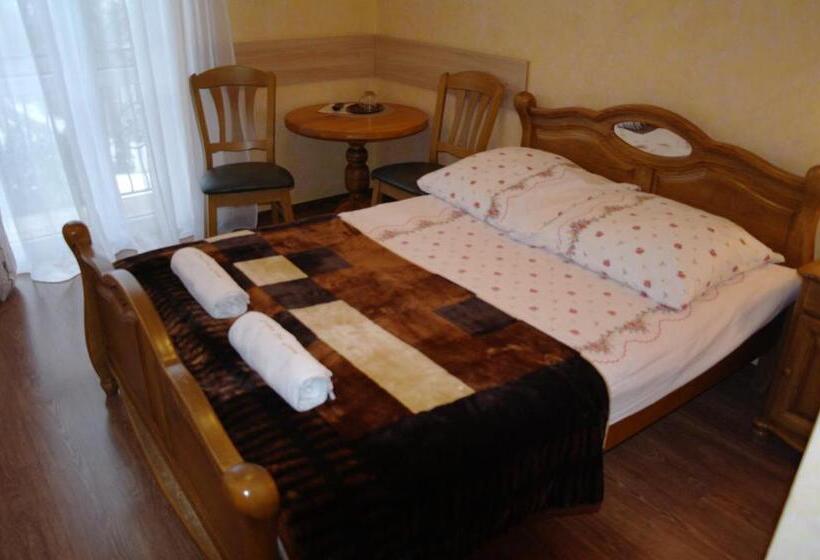 Номер Стандарт, Zajazd Pod Jarem