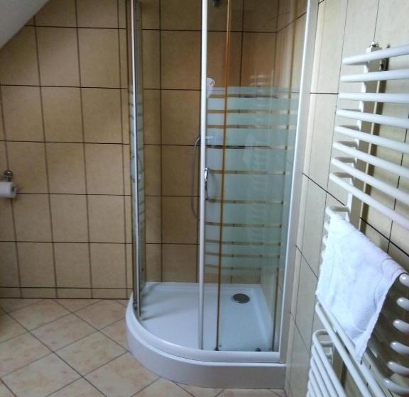 Студия Стандарт, Zajazd Pod Jarem