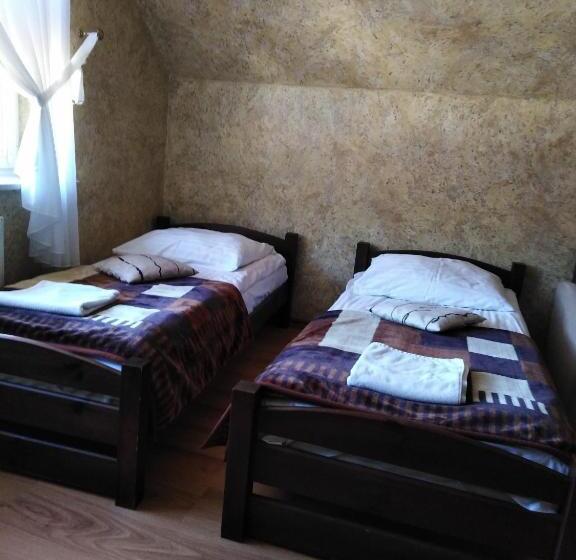 Студия Стандарт, Zajazd Pod Jarem