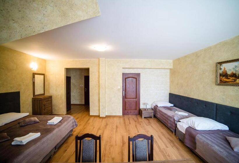 4인용 스탠다드 룸, Zajazd Pod Jarem