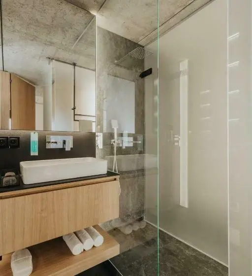 1 Bedroom Penthouse Apartment, Apartamenty Heyer