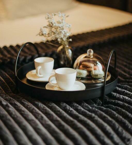 1 Bedroom Penthouse Apartment, Apartamenty Heyer