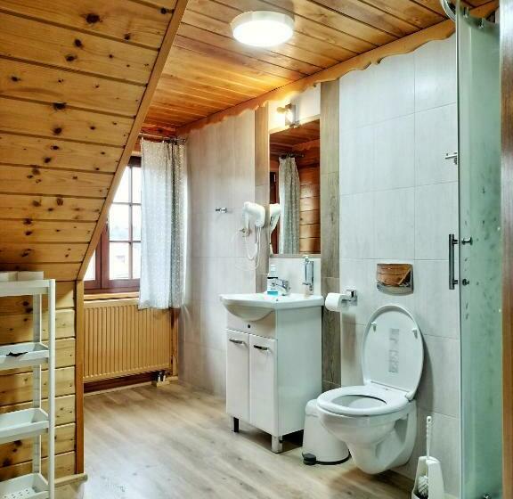 4인용 스탠다드 룸, Pokoje I Domki Na Szlaku