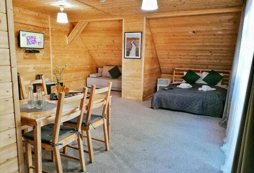 발코니가 있는 스위트, Pokoje I Domki Na Szlaku