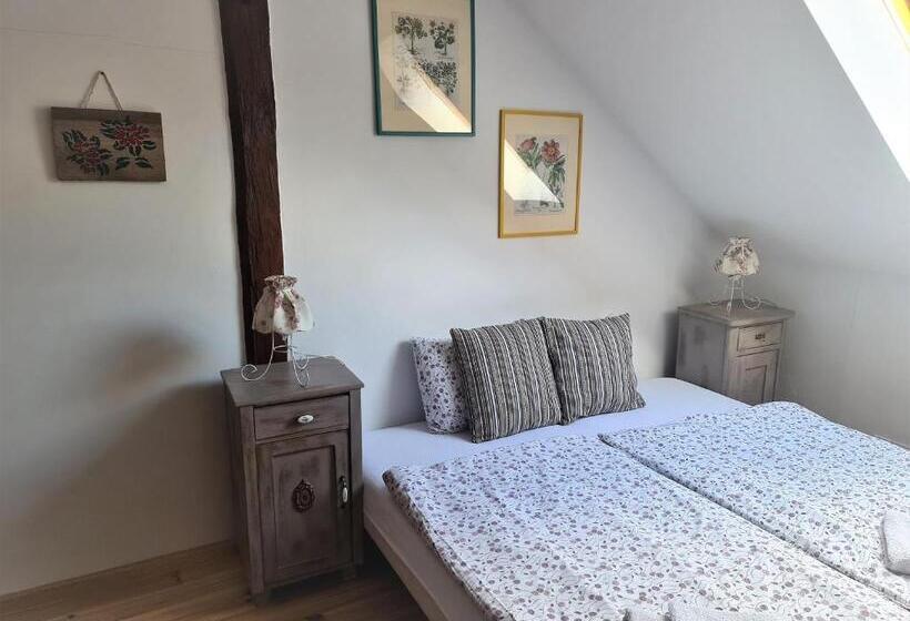 标准间, Swojski Gościniec