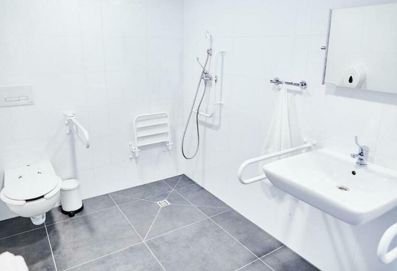 اتاق استاندارد, Hostel Umed