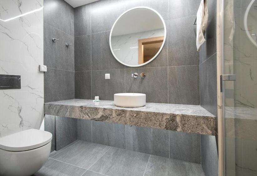 اتاق کلاسیک سه تخته, Jarzębata