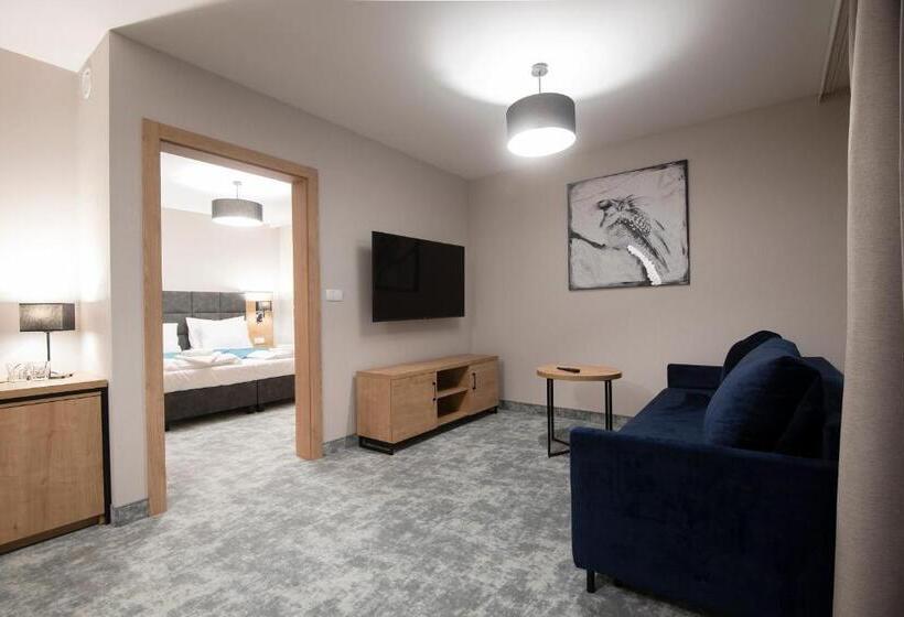 اتاق کلاسیک سه تخته, Jarzębata