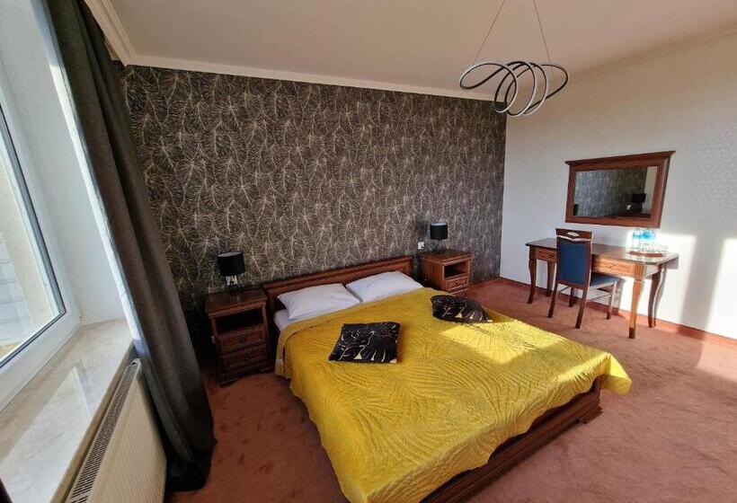 חדר דלוקס, Podróżnik