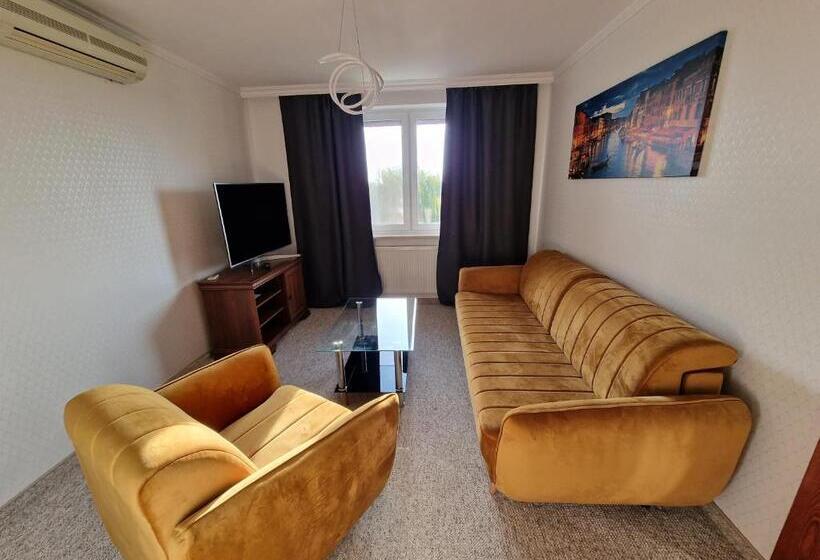 חדר דלוקס, Podróżnik