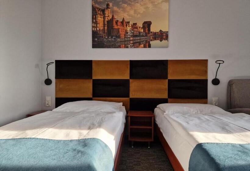 חדר סופריור, Podróżnik