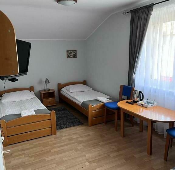 Трехместный Номер Классика, Rezydencja Karnat I I Ii