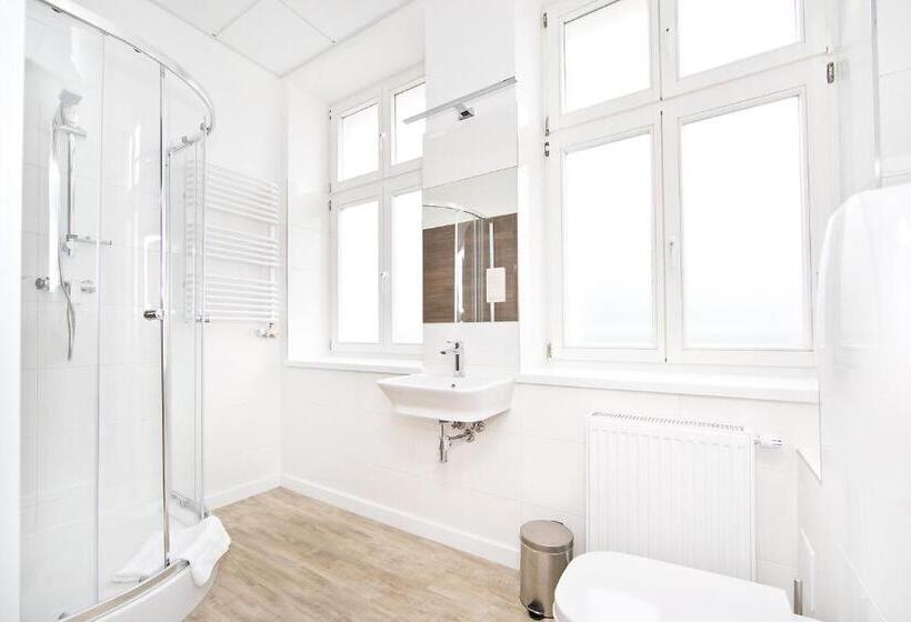 Номер Стандарт Трехместный, Stronie