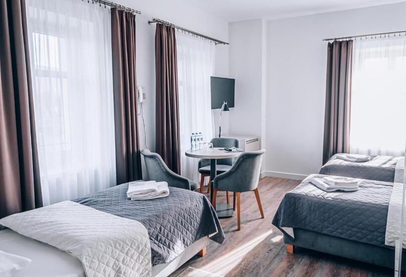 Номер Стандарт Трехместный, Stronie