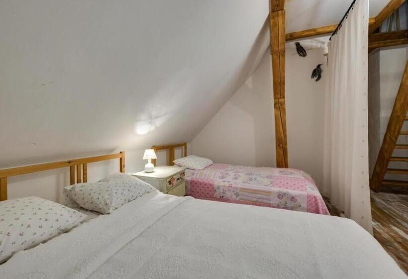 Семейный Номер Вид на Сад, U Lawendowej Wiedźmy