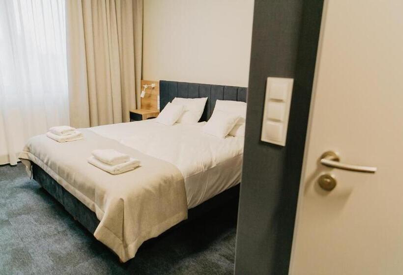 Номер Стандарт, Molto Bene Hotel & Restaurant