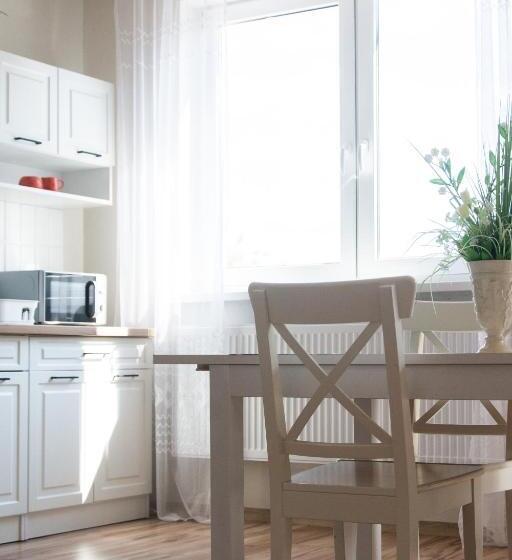 سوییت خانوادگی, Babie Lato