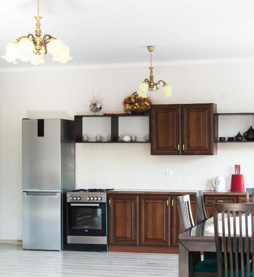 سوییت خانوادگی, Babie Lato