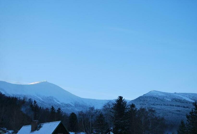 اتاق استاندارد با چشم‌انداز کوهستان, Karkonoskie Widoki