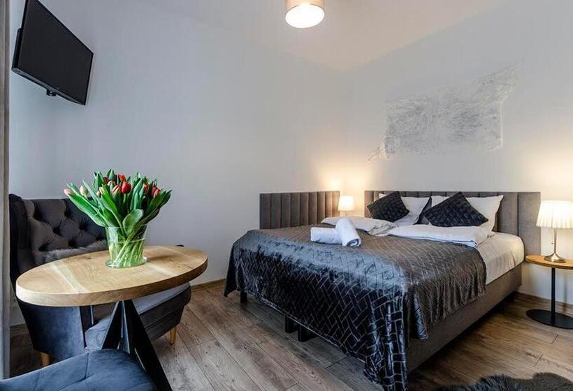 اتاق استاندارد با چشم‌انداز کوهستان, Karkonoskie Widoki