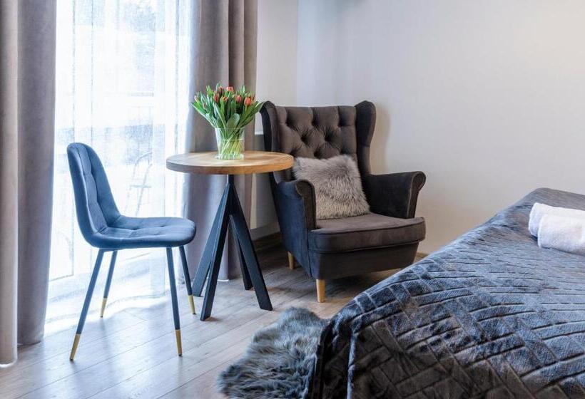 اتاق استاندارد با چشم‌انداز کوهستان, Karkonoskie Widoki