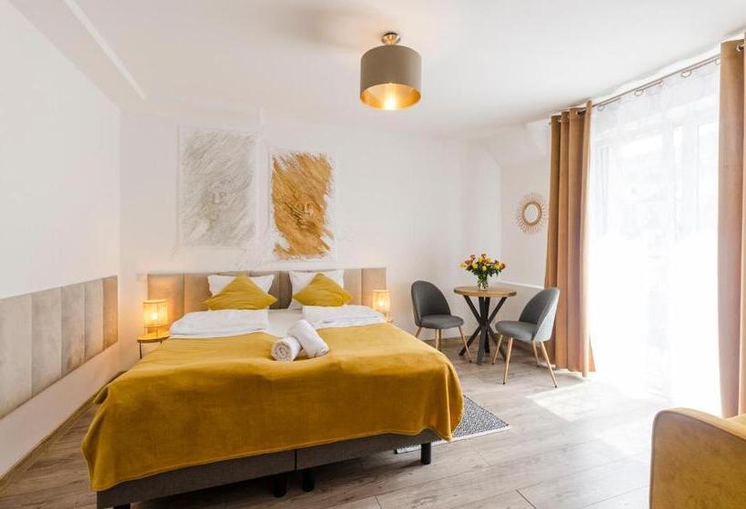 اتاق استاندارد سه تخته با چشم‌انداز, Karkonoskie Widoki